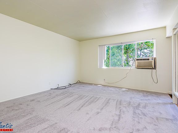 2nd image of 399 S 12th St APT 7