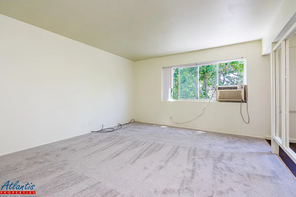 Photo 2 of 10 - 399 S 12th St #7 - San Jose, CA Building Photo - 399 S 12th St #7
