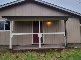 434 S 16th St APT 12, Saint Helens, OR 97051
