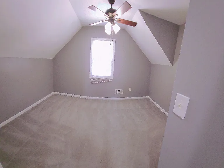 3018 Oak Hill Ave — Photo 7
