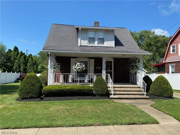 160 14th St, Conneaut, OH 44030