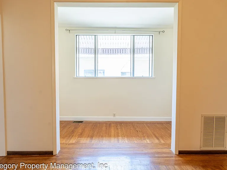 1210 Paru St. — Photo 5