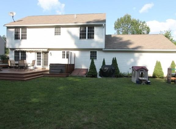 3rd image of 7 Sunflower Ln