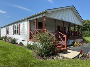 7 Rosewood Ter, White Twp., NJ 07823