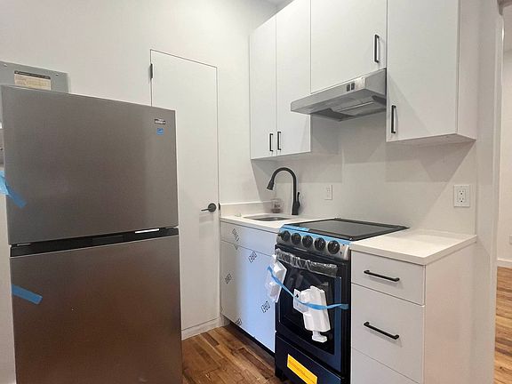 2nd image of 160 Mott St #1D