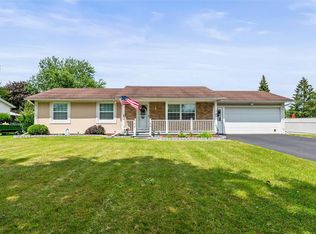6 Barney Ln, Rochester, NY 14606