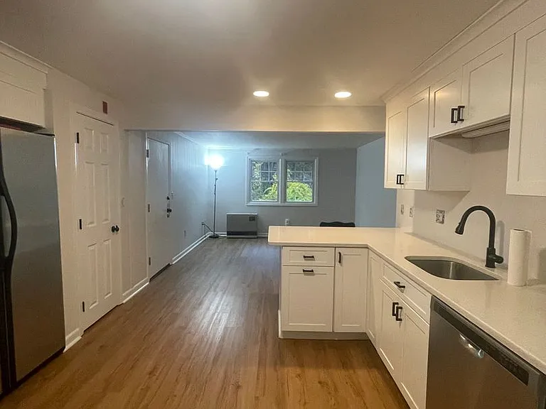 3 Philbrick Ln #3 — Photo 4