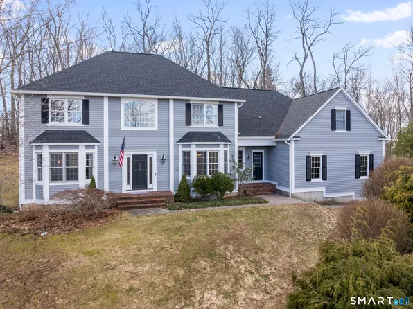 76 Lofgren Road, Avon, CT 06001