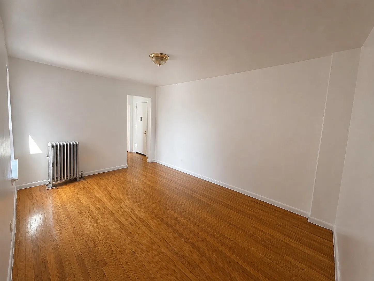 2301 Creston Ave — Photo 2