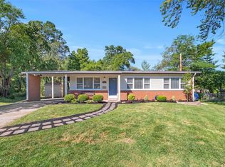 995 Belmont Ter, Florissant, MO 63033