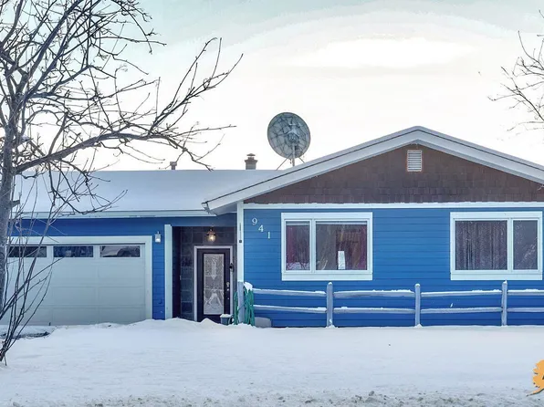 941 S Serrano Dr, Wasilla, AK 99654