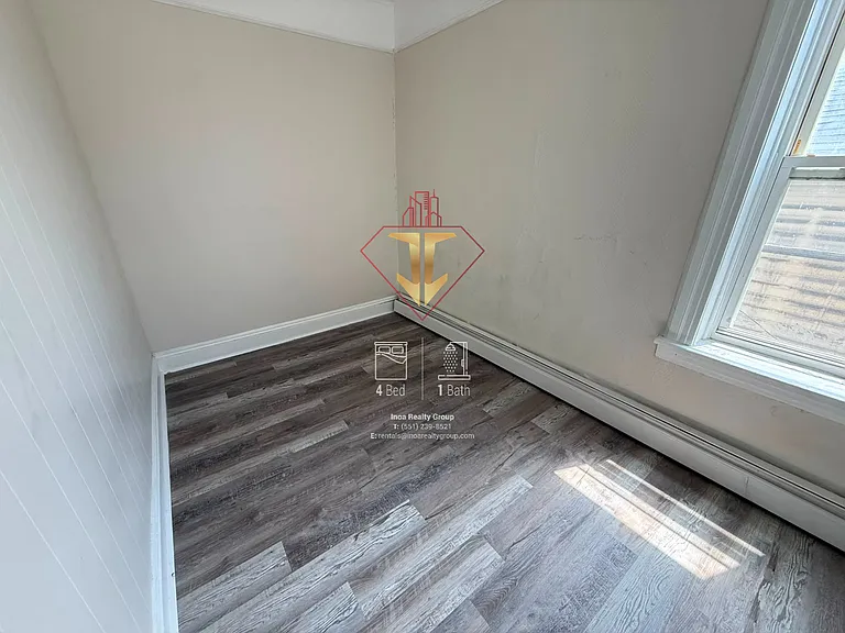 938 Westside Ave #4 — Photo 13