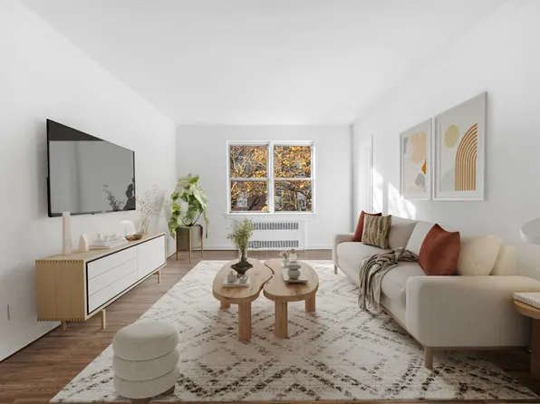 915 East 17th Street image 1 of 10