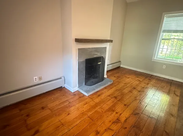 604 Chapel St, New Haven, CT