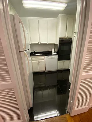 Rented by Olympia House Delaware LP | media 21