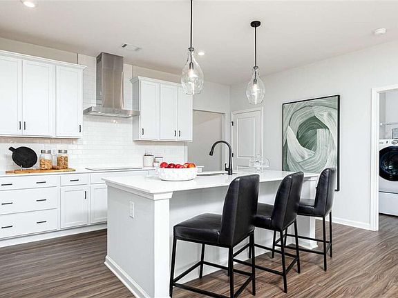 7th image of this home