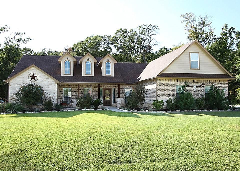 1st image of 27 Double Creek Dr