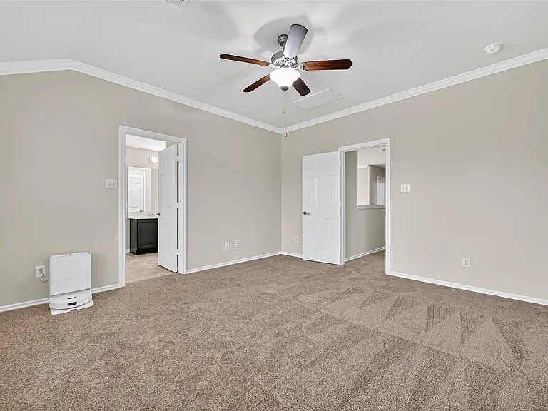 6438 Haywards Crossing South Cir — Photo 29