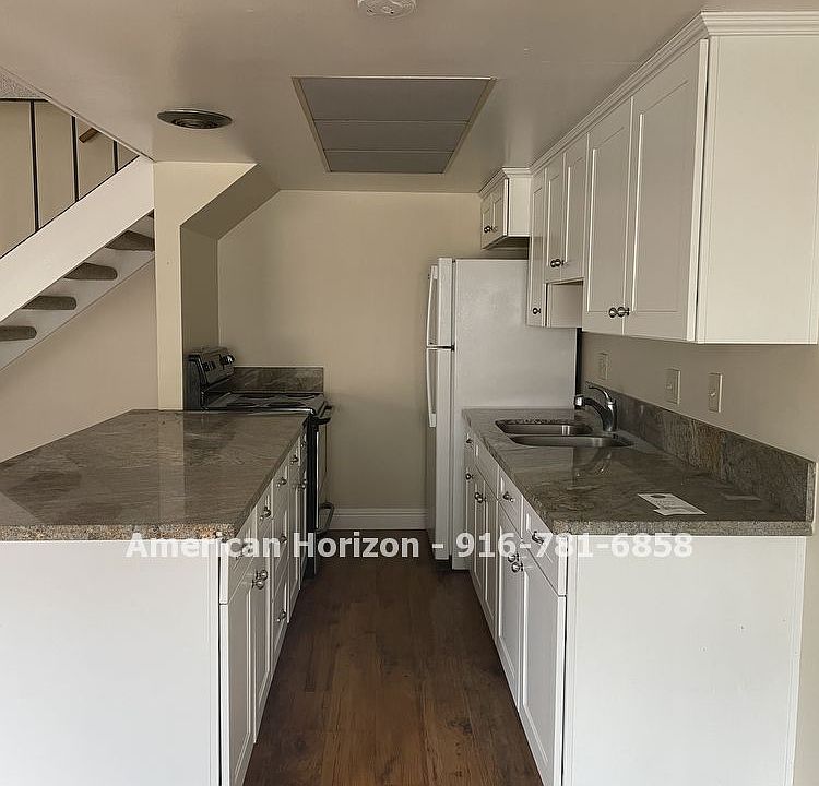 1st image of 775 Carro Dr #0