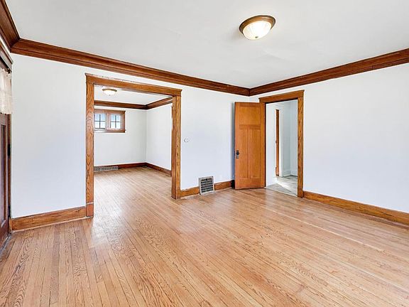 3rd image of 3325 15th STREET