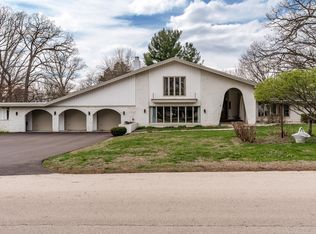 6753 Squire Ln, Loves Park, IL 61111