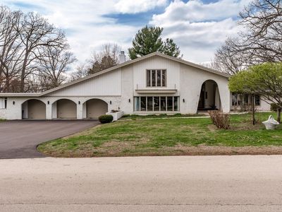 6753 Squire Ln, Loves Park, IL, 61111