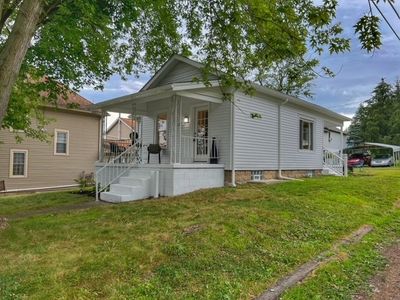827 E Pearl St, New Castle, PA, 16101