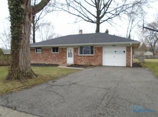 4438 Carney Dr, Maumee, OH 43537
