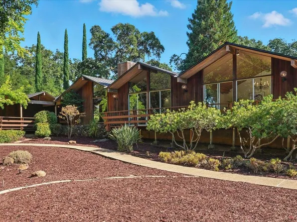 14582 Horseshoe Ct, Saratoga, CA 95070