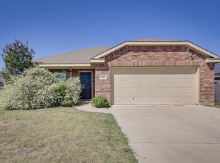 10444 Manhassett Dr, Fort Worth, TX 76140