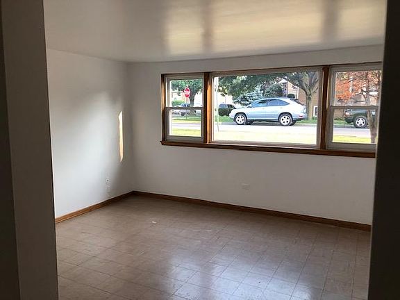 5th image of 7236 W Altgeld St