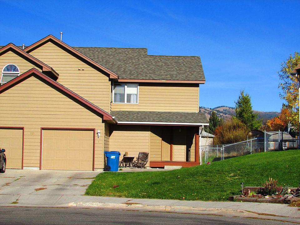 1st image of 120 Amber Ct #A & B