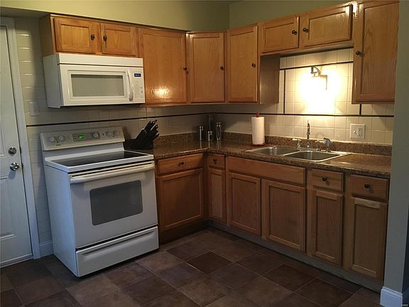 5th image of 9019 Villaridge Ct APT C