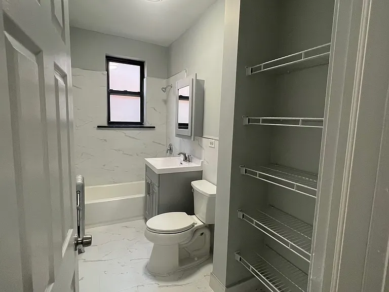 5523 S Everett Ave #23-1E — Photo 7