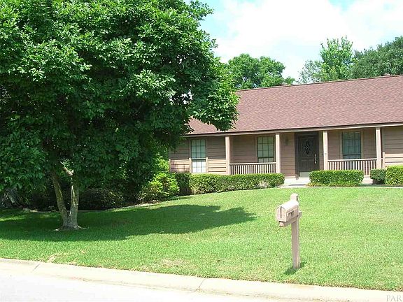 3rd image of 6425 Hermitage Dr