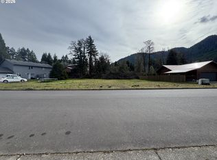 48448 Roaring Rapids Way, Oakridge, OR 97463