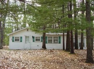 135 N Jackpine Rd, Fountain, MI 49410