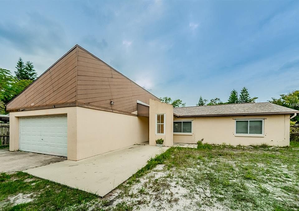 1st image of 637 Bamboo Dr S