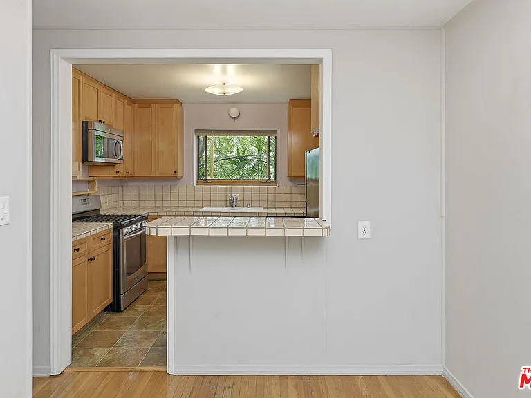 820 Crestmoore Pl — Photo 7
