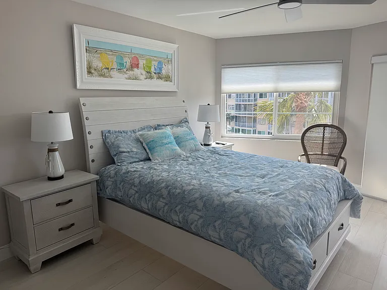 1250 N Portofino Dr #404 — Photo 13