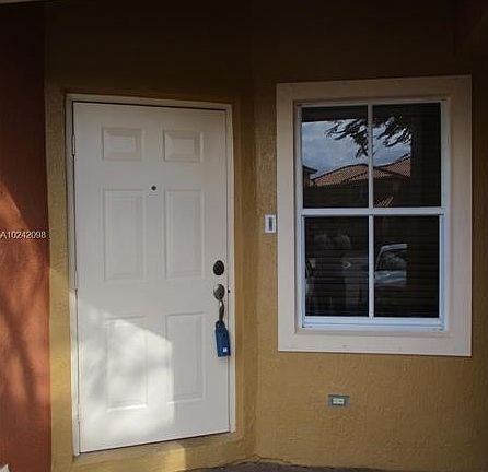 3rd image of 10555 SW 6th St
