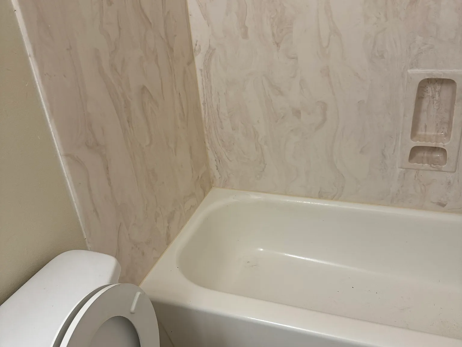 3 bed, 1008 sqft, $1,150 — Photo 3