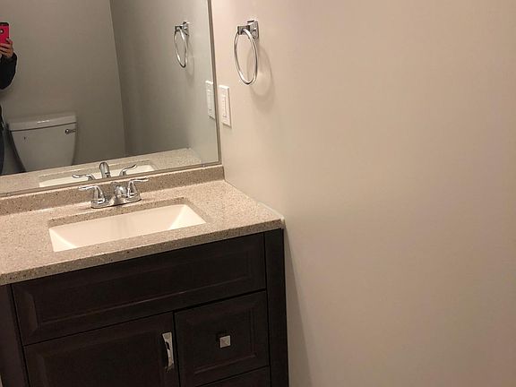 1/2 bath
