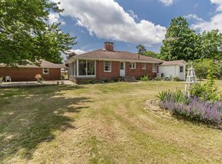 8484 Riverside Rd, Brooklyn, MI 49230