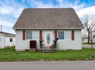 119 W Center St, Troy, IL 62294