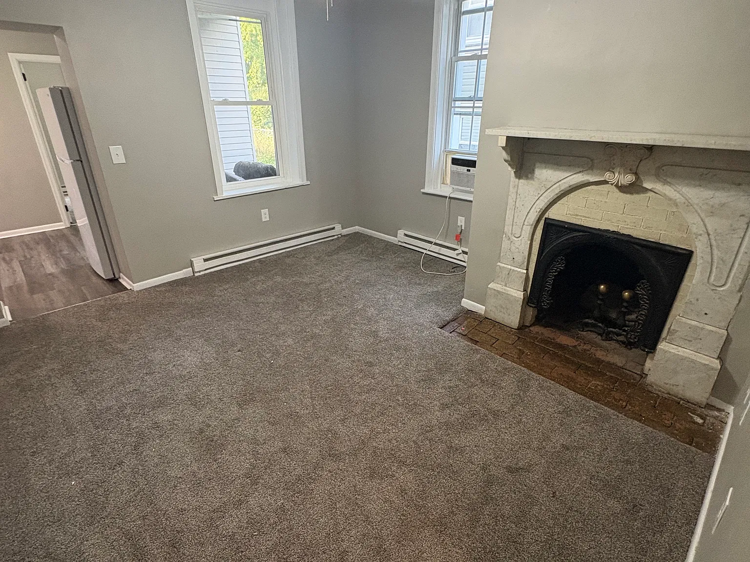 25 E High St — Photo 1