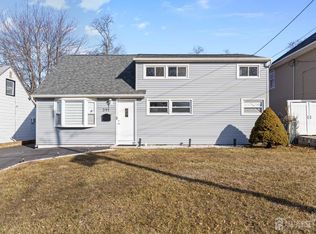 391 Prospect Ave, Avenel, NJ 07001