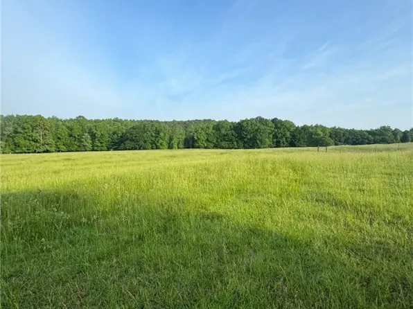 3 Saluda Dam Rd, Easley, SC 29640