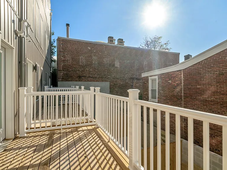 636 Christian St #B — Photo 20