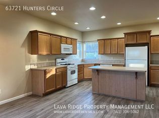 63721 Hunters Cir, Bend, OR 97701